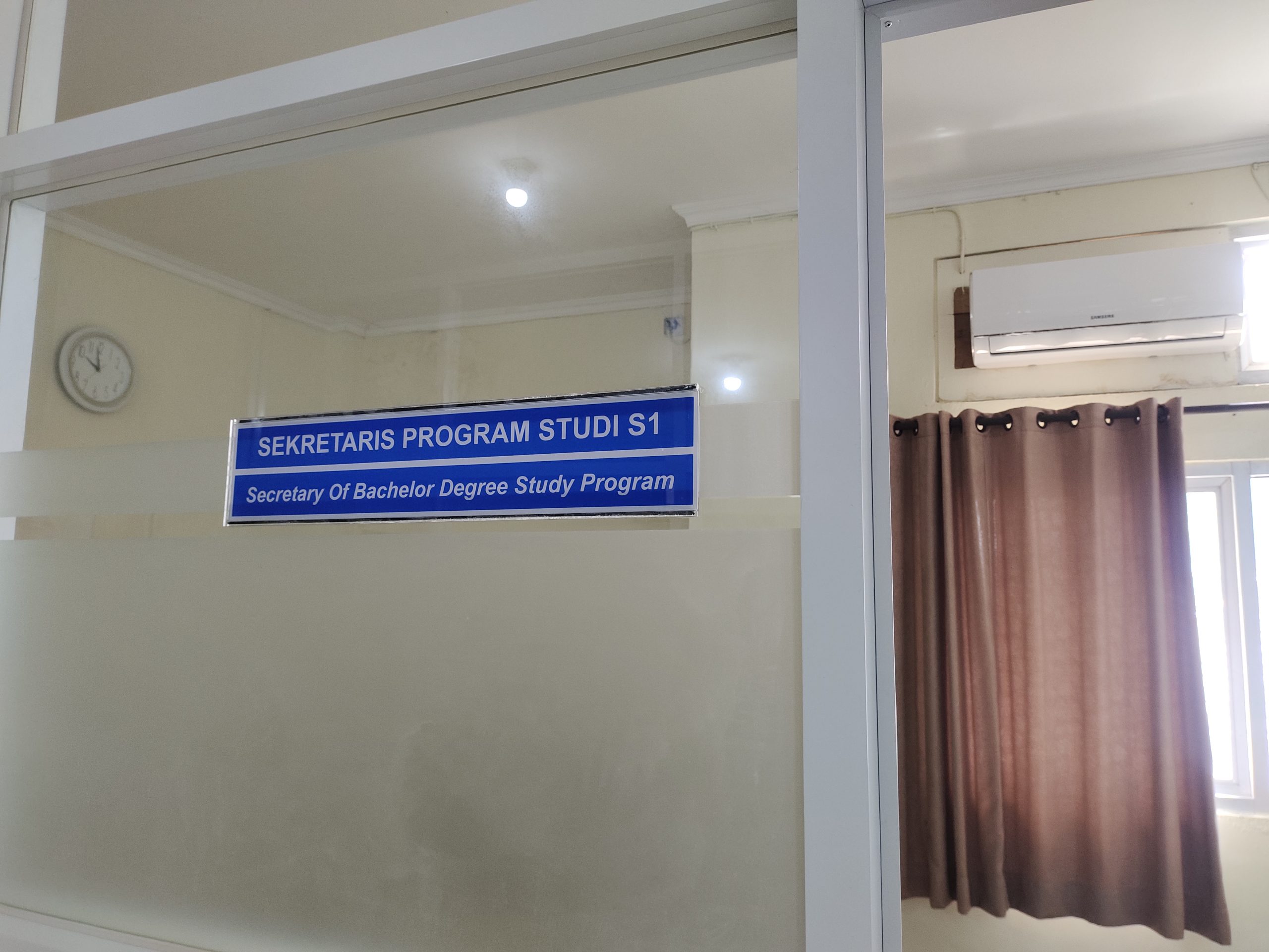 Sign Ruang Sekretaris Prodi (1)